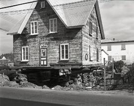 coin St-Jacques et St-Ignace, Ville St-Raymond - Corporation municipale