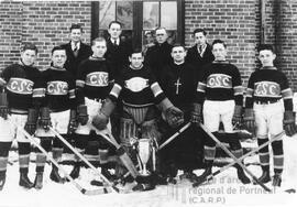 Photo d’une équipe de hockey masculine, collège Sacré-Coeur