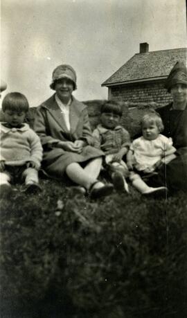 Enfants Vohl avec Rose-Alma Tremblay