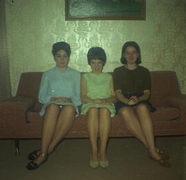 Trois femmes