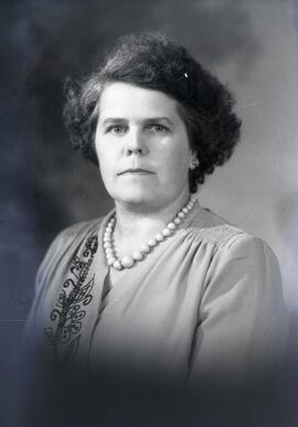 Mme J Lachance