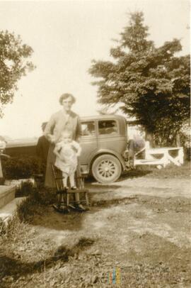 Voiture - Femme - Enfant