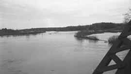 Inondation au pont de fer