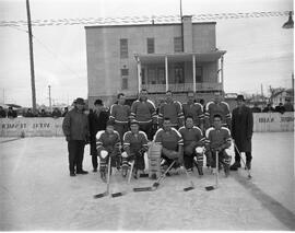 Hockey, mise au jeu et groupe