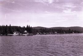 Lac et berge