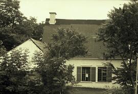Propriétaire actuel Mme Henri Paquin - Propriétaire original M Vézina - 244 des Érables