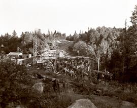 Construction d'un pont sur la rivière Portneuf - Quémond