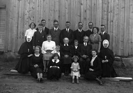Famille réunie - Pose ext.