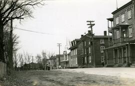 Route de l’église, coin 3ième rue