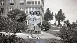 Deux femmes inconnues