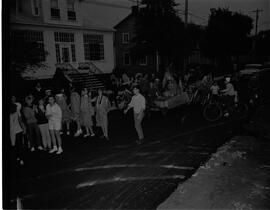 Terrain de jeux - Parade des enfants