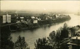 « Vue aérienne de la rivière Sainte-Anne et de Saint-Casimir »