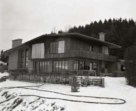 3 décembre 1970 (prise le 4) - Incendie, chez Arthur-X Moisan, rue St-Cyrille, St-Raymond