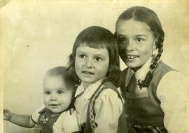 Marie-Josée, Marie-Claude et Patricia Vohl, filles de Raynald Vohl et Nicole Ouellette