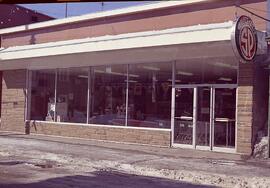 Magasin d'alimentation Roméo Piché