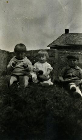 Paul-Eugène, Bernard et Justin Vohl (enfants)