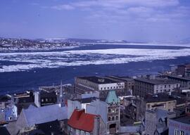 Vue du fleuve de la terrasse