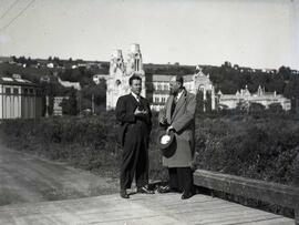 Avec M Mme St-Pierre et Armand