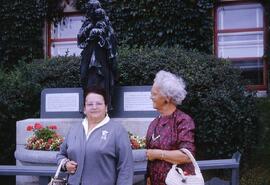 Montréal - Albertine Soulard et Blanche Nadeau