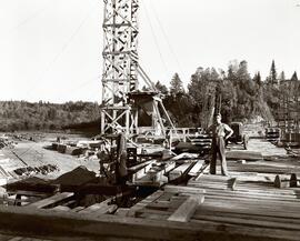 Construction d'un pont sur la rivière Portneuf - Quémond