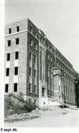 Vue d’ensemble de la construction - s.l. - 3 septembre 1948 – n&b.