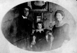 Portrait de famille – Isidore Blanche et un enfant