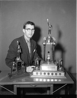 Paul Morissette - en studio - Trophées de quilles