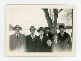 Gilles, Marcel, Louis, Jacques, Michel, Roland & leur père, Édouard Bertrand