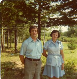 Claudine Vohl et Gilbert Dallaire au chalet de Sylvie et Normand