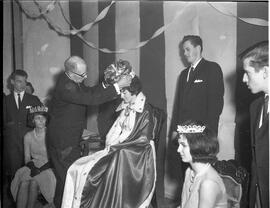 Couronnement de la Reine