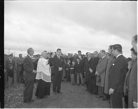 Première pelletée de terre de la piscine de Saint-Casimir