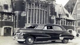 Cadillac à Albert à la gare