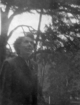 Femme en forêt