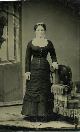 Une femme non identifiée