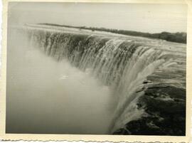 Vue panoramique des chutes du Niagara