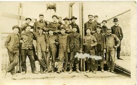 Groupe d’employés non identifiés de Banwell Hoxie Wire Fence Cie