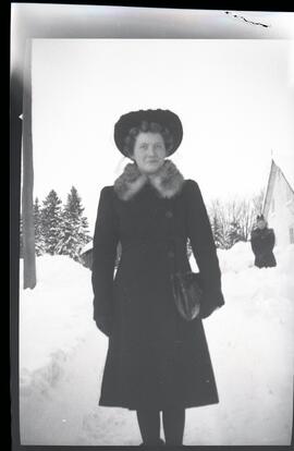 Alice Kingsborough à l’extérieur en hiver