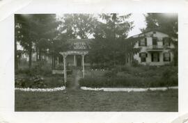 L'hôtel de la Source sur la rue St-George à Laprairie au Québec