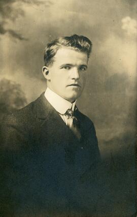 Abias Paquet-cultivateur-célibataire