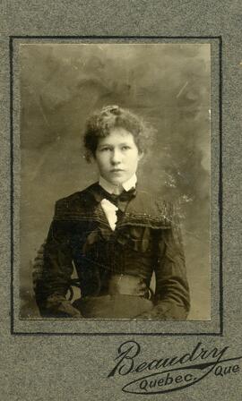 Portrait de Beatrice Gillespie